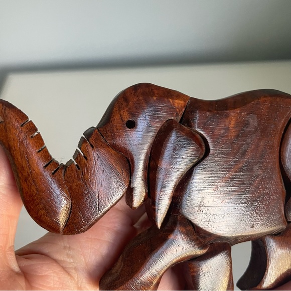 Vintage Wooden Elephant Magnet - Picture 6 of 7